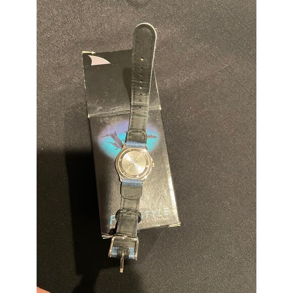 Freestyle performance vintage Y2K butterfly watch blue and pink main image 4